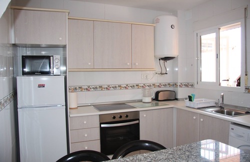 La Parata Apartamento | Apartamento orientado al sur, fantásticas vistas al mar, terraza, playa de 300m