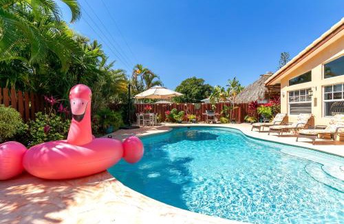 Deerfield Beach Casa | South Florida Spacious Oasis 4BR Retreat with 2 King Beds, Amazing Pool, near Beaches