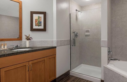 Lakeside Park Complejo | South Lake Tahoe Resort 2 Bedroom Villa Sleeps 8