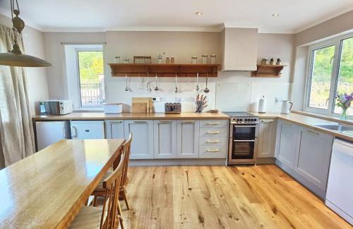 Spean Bridge Casa | South Lodge, Glenfintaig