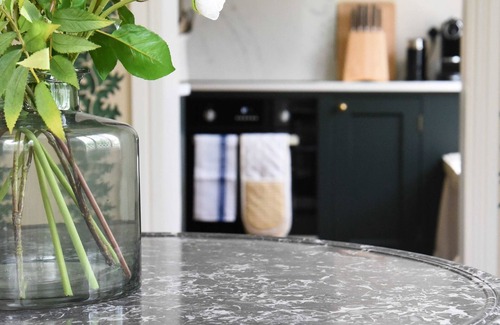 Henley Casa | South Lodge North Lodge Luxury Accommodation