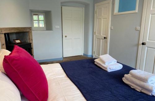Dunbar Casa | South Lodge with Hot Tub