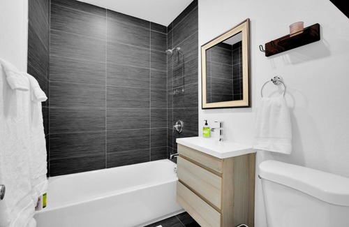 South Miami Casa | South Miami Charmer close to the University of Miami