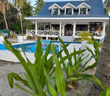 Aborlan Villa | South Pearl Villas