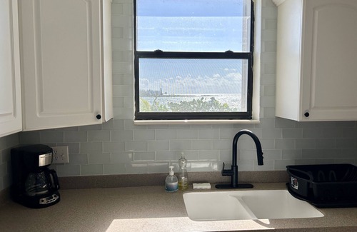 Bahamas Terrace Condominio | South Pointe Villa - Luxurious 3BR Oceanfront Villa - Newly Renovated!