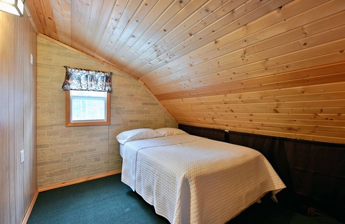Cable Cabina | South Ridge Retreat near Mt. Telemark