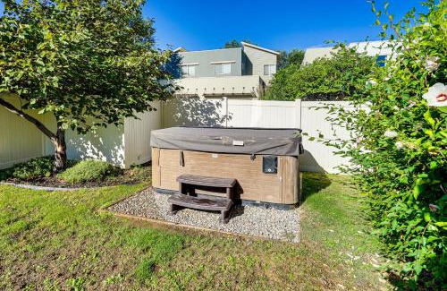 South Salt Lake Casa | South Salt Lake Home with Hot Tub 7 Mi to Downtown