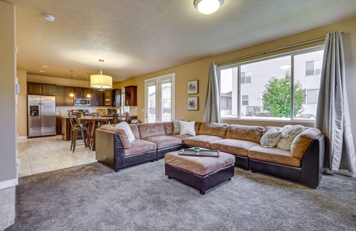 South Salt Lake Casa | South Salt Lake Home w/ Hot Tub: 7 Mi to Downtown