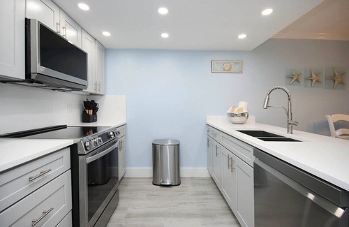Captiva Casa | South Seas Beach Villa 2212: Your Captiva Island Oasis with Gulf Views