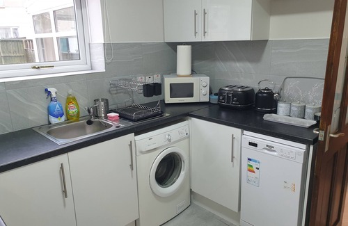 South Shields Casa | South Shield's Hidden Gem Diamond House Sleeps 6 G