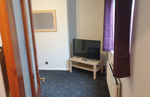 South Shields Casa | South Shield's Hidden Gem Diamond House Sleeps 6 G