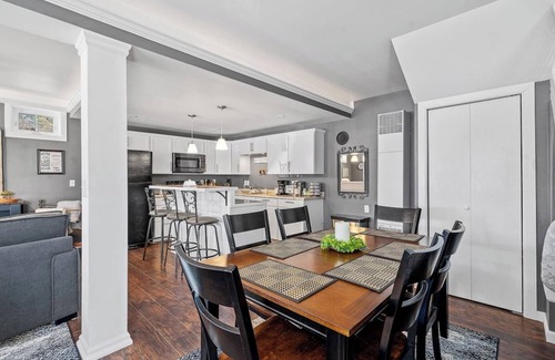 Northville Casa | South Shore Edgewater Estate