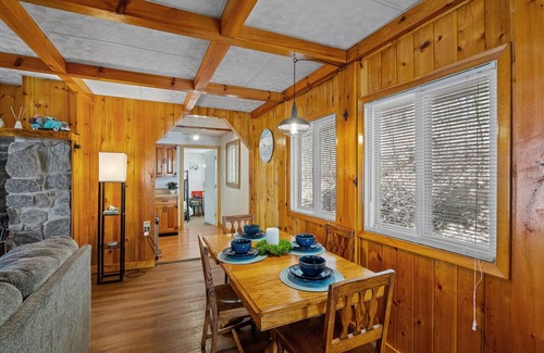 Northville Casa | South Shore Lake House Haven