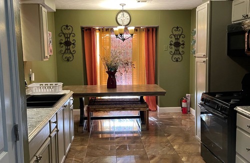 Fairburn Casa | South side Getaway