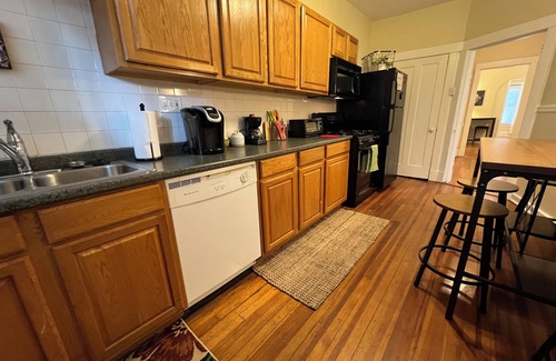 The Southampton Apartamento | South STL City Oasis 2 BR 1 BA Near DT, Forest Park, Wash U, SLU, Blues, City SC