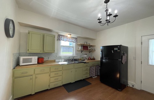 Ashland Casa | South Superior Escape