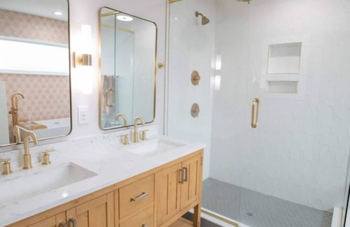 Oakford Park Casa | South Tampa Stunner! Modern 3BR/2.5BA Home