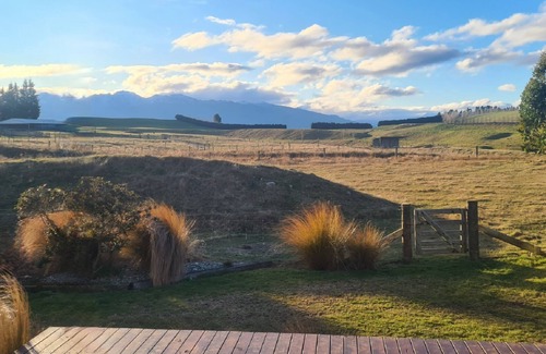 Te Anau Casa | South West Country Retreat. Located just 5 minutes from Te Anau.