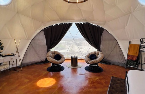 Terlingua Alquiler De RV | Southern Boho inspired Geodesic Dome nestled up next to Big Bend National Park.