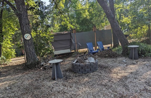 Sandy Hook Cabaña | Serene Southern Charm, 4-bedroom cottage in Sandy Hook 3 minute walk to beach
