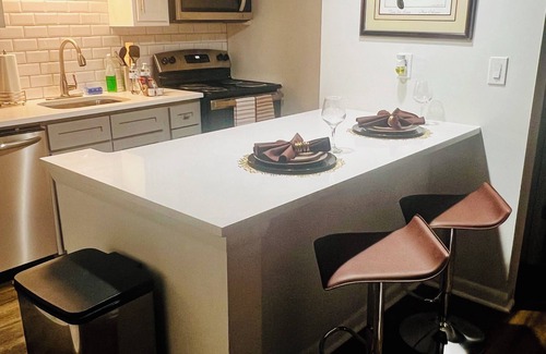 Huntsville Apartamento | Southern Charm & Hospitality in the Heart of the Rocket City!