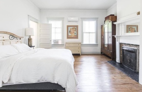 Macon Casa | Southern Cottage Minutes to Mercer & Downtown