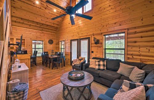 Broken Bow Casa | Southern Hills Cabin Near Beavers Bend State Park!