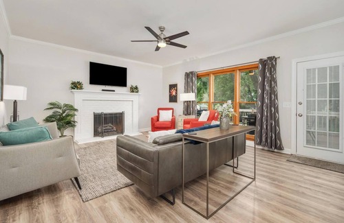 Murfreesboro Casa | Southern Hospitality: 5BR Home in Charming Murfreesboro