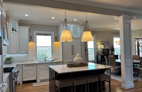 Mount Berry Casa | SOUTHERN LIVING! Newly renovated! Private with Mountain views-sleeps 16