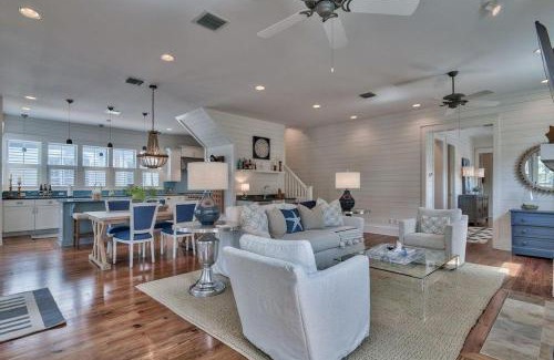 Forest District Casa | Southern Living Cottage