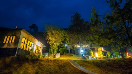 Periyur Hotel | Southern Panorama Campnoel Munnar