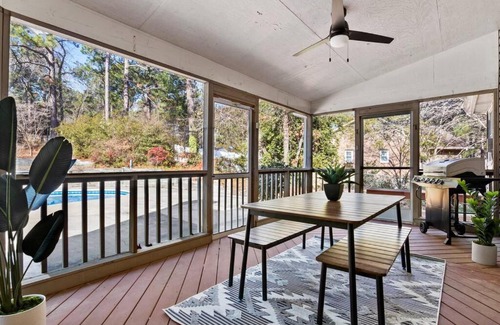 Southern Pines Casa | Southern Pines Getaway with Pool & Movie Theater!