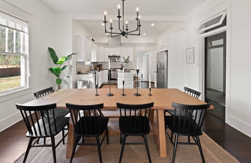 Northport Casa | Southern Serenity: 3-Bed Bungalow, Perfect for Game Days & Downtown Explorations