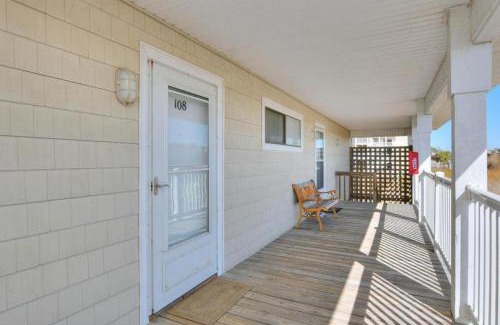 Long Beach Casa | Southern Shore Villa 108-Finz Up