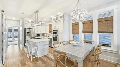 Rosemary Beach Casa | Southern Shores by AvantStay Seacrest Beach Resort Pool