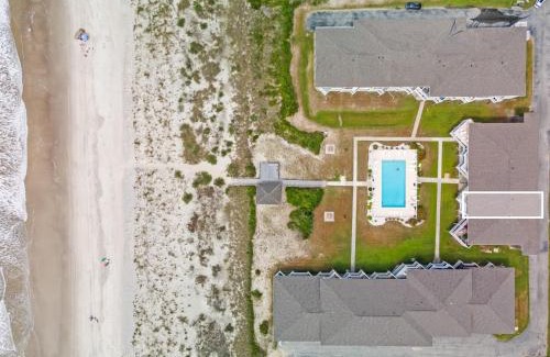 Long Beach Casa | Southern Shores Oak Island Oceanfront with Pool Villa