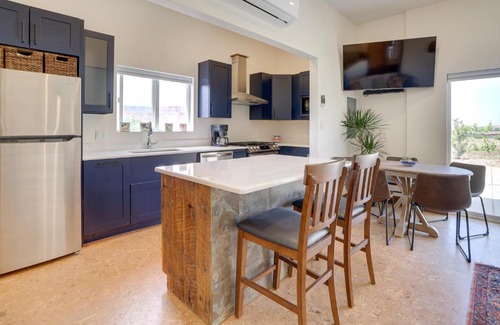 Virgin Casa | Southern Utah Vacation Rental with Hot Tub