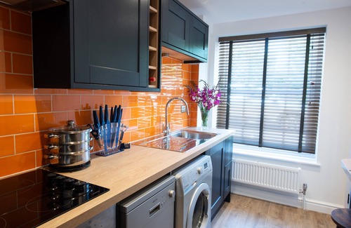Dorchester Casa | Southgate Coach House - attractively furnished cottage for two.