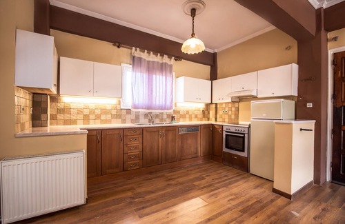 Ag. Georgios Casa | Southgate
