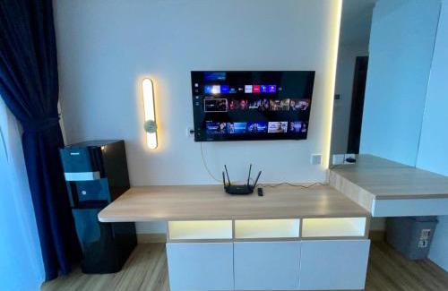 Jakarta Apartamento | Southgate Residence Pasar Minggu with Pool View