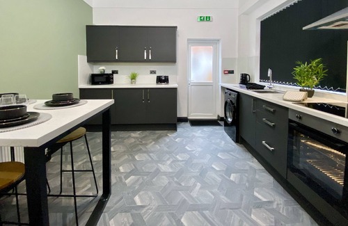 Southport Casa | Southport Central En-Suite Rooms