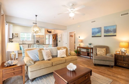 Southport Condominio | Southport Condo near ICW and Golf - Dogs Allowed - Ground Level