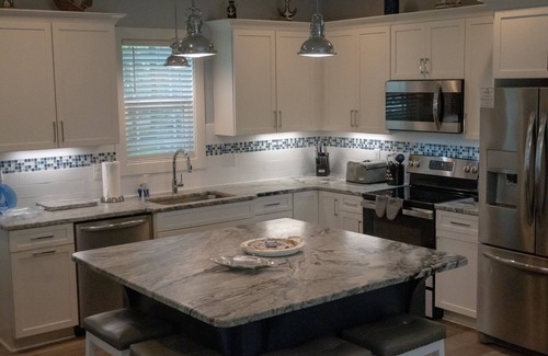 Southport Casa | Southport Live Oak Cottage