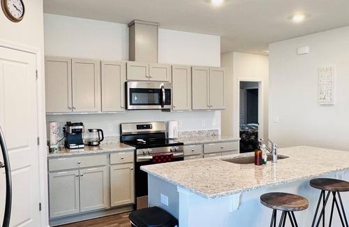 Southport Casa | Southport Bliss: Beach Retreat!