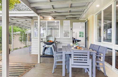 Moss Vale Casa | Southrose Cottage — Stay5 Pay 4