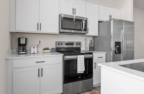 Chattanooga Apartamento | Southside Chattanooga - Chic 2BR at The Poplin