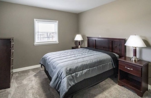 South Side Slopes Casa | Southside Flats Apt - 2C