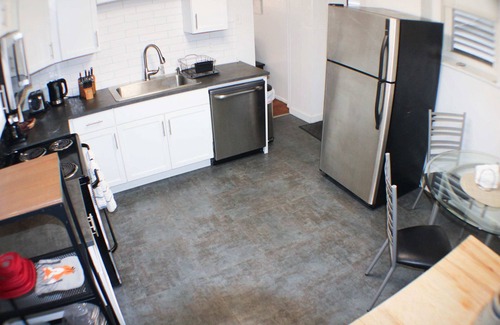 South Side Slopes Apartamento | Southside Slopes Crash Pad - Off Street Parking