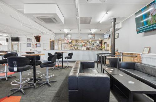 Symonston Otro | Southside Village