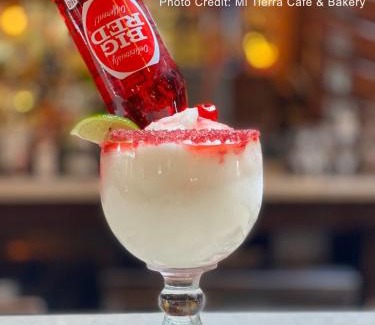 Southtown Casa | Southtown Downtown Home Walk to Riverwalk
